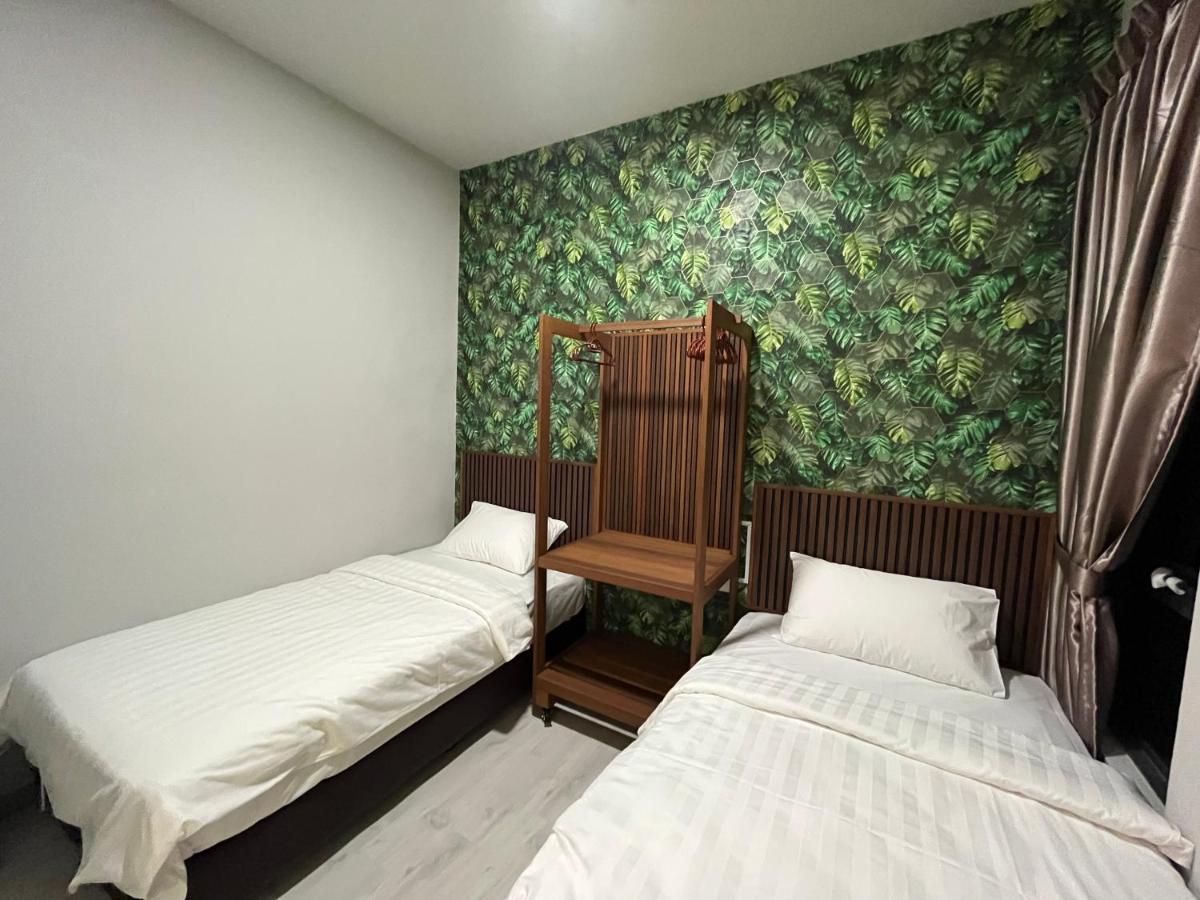 Jesselton Quay Kota Kinabalu 1 Apartment Bagian luar foto